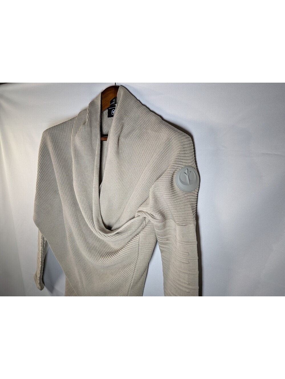 Star Wars Musterbrand Rey of Jakku Beige Knitted Wrap Sweater Women's SMALL - Picture 3 of 7